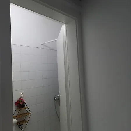 Domi Apartment Makarska