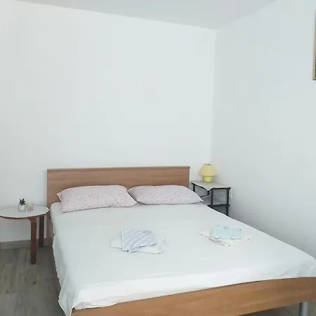 Domi Apartment
